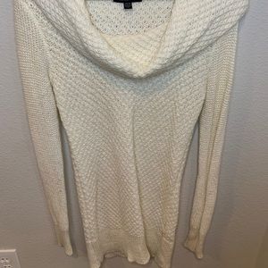 American Eagle Long layering sweater perfect with leggings